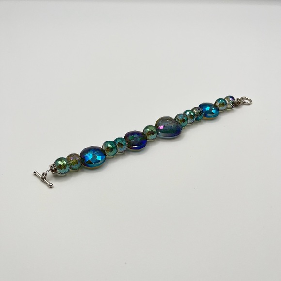 Crystal Heart Bracelet - Picture 4 of 5